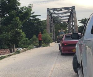 El puente actual está deteriorado. 