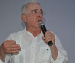 Expresidente Álvaro Uribe Vélez.