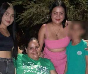 Madre e hijas asesinadas, menor herido.