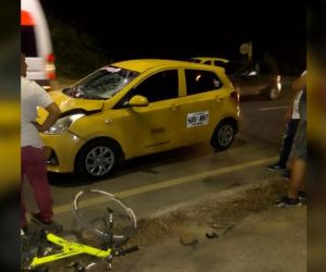 Accidente en la entrada la vereda El Espinal en la noche del sábado.