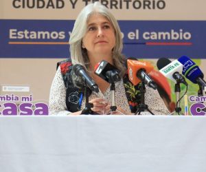 La ministra de Vivienda, Catalina Velasco.