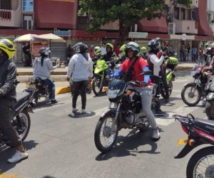 Motociclistas protestando en la Quinta. 
