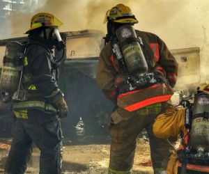 Bomberos Voluntarios.