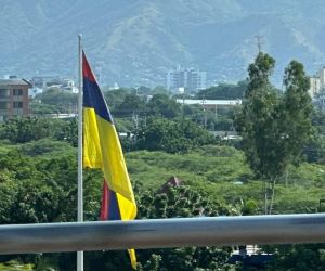 Bandera en Los Trupillos.