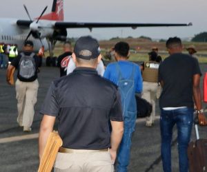 Colombianos expulsados de Panamá