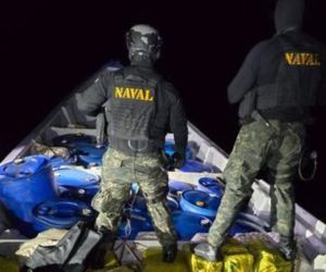 La droga fue interceptada a unas 272 millas náuticas de la estación de la Fuerza Naval de Honduras en Puerto Castilla.