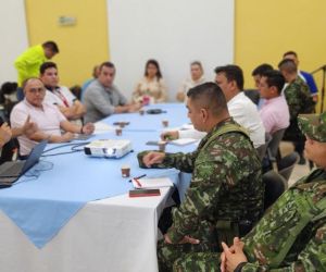 Reunión del Secretario de Seguridad con las empresas afectadas.
