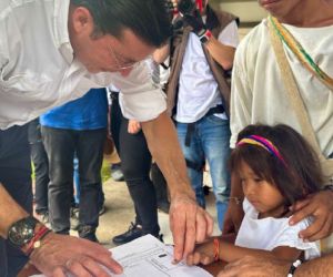 Comunidades indígenas kankuamo, wiwa y kogui se benefician con la jornada. 