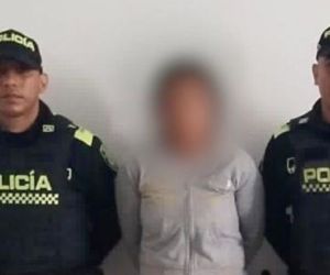 Mujer capturada por el caso de maltrato infantil.