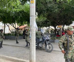Ejército Nacional en las calles de Santa Marta. 