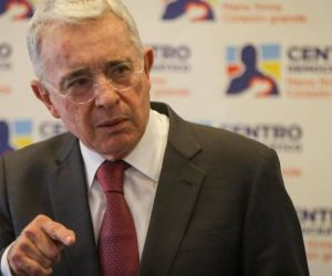 Expresidente Uribe.