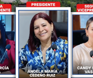 Mesa directiva en la Asamblea del Magdalena