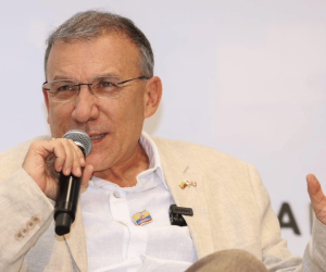 Roy Barreras.