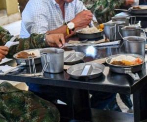 Firmaron, cobraron y no entregaron: destapan millonario robo en contrato de alimentos del Ejército