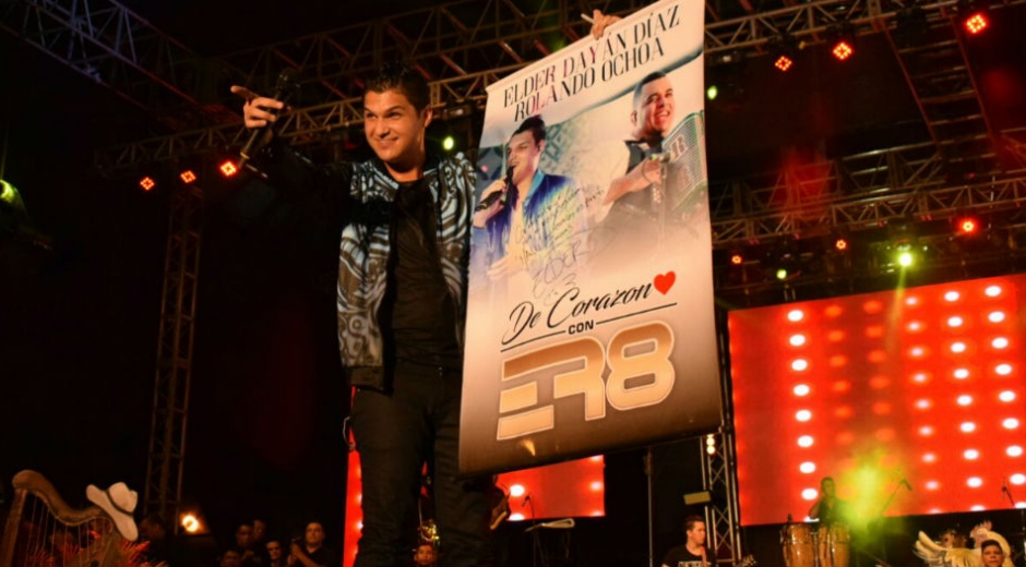 Elder Dayán Díaz durante su presentación.