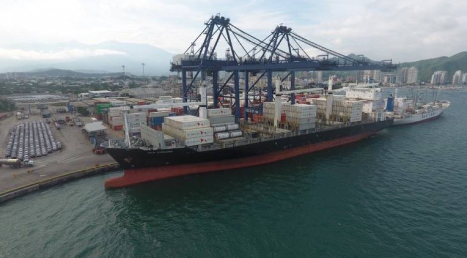La motonave San Adriano arribará todos los miércoles al terminal marítimo samario para  recoger 250 contenedores cargados con productos colombianos. 