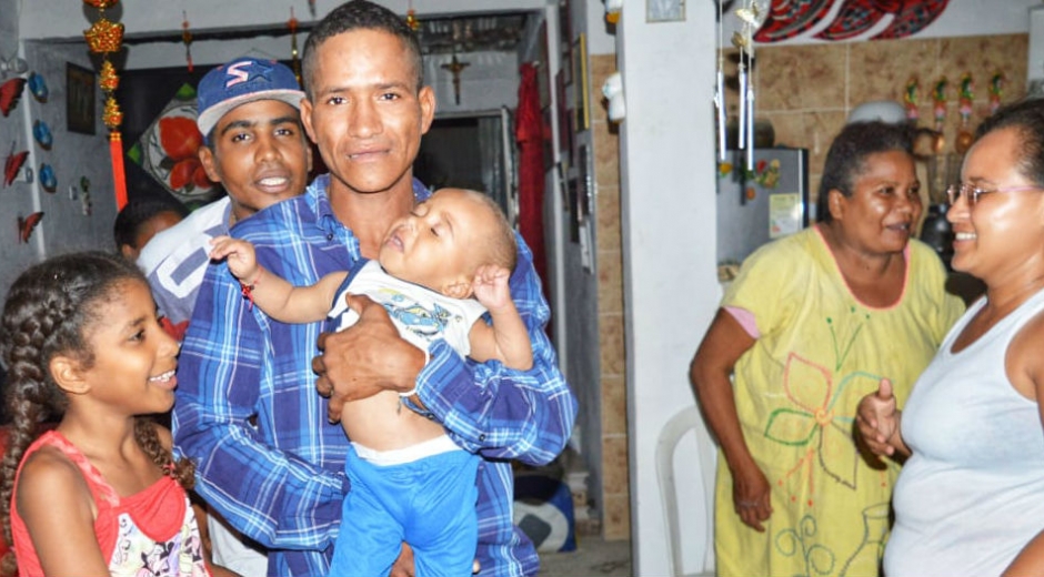 Jaime Rafael Mendoza Peralta de 28 años ya esta con su familia. 