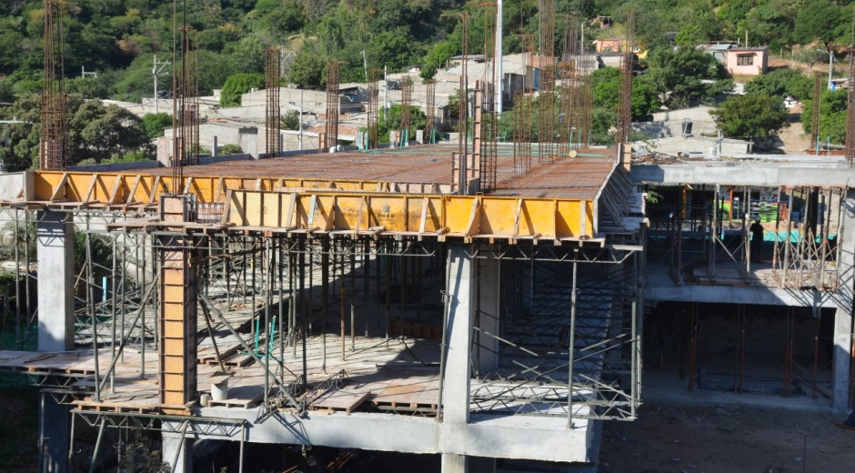  Institución Educativa Distrital  -IED- Nuevo Amanecer con Dios, ubicada en el barrio Timayüí.