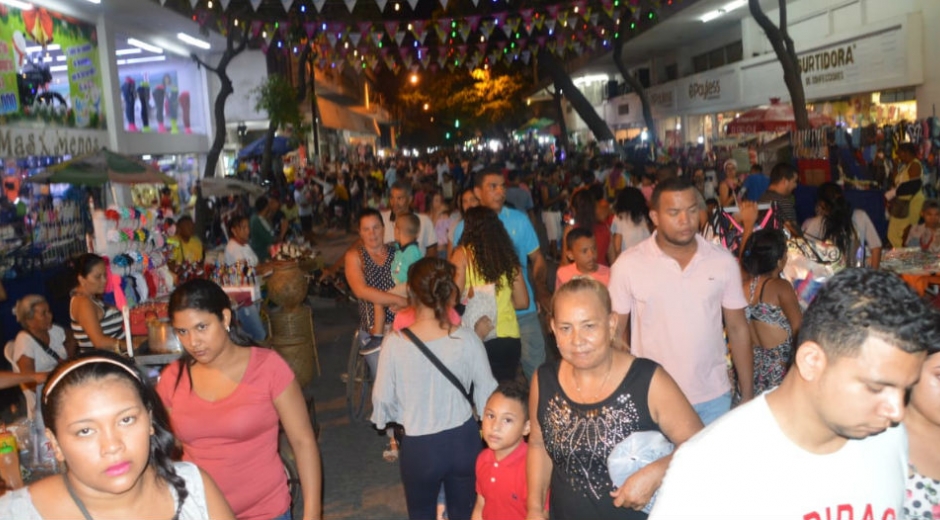 Samarios acudieron masivamente a la gran jornada del comercio en Santa Marta.