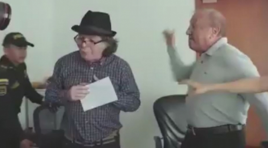 Captura de pantalla Agresión de Rodolfo Hernández a Jhon Claro.