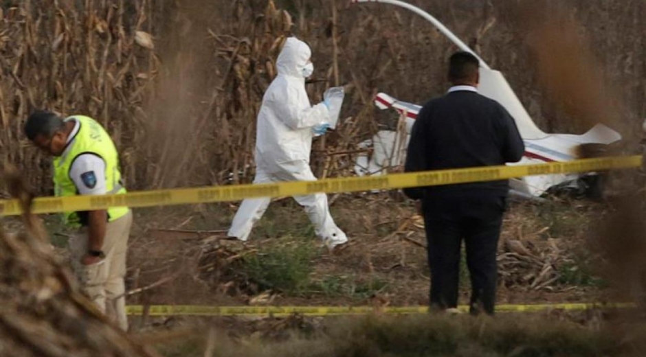 El helicóptero se precipitó a tierra tras sufrir una aparente falla. 