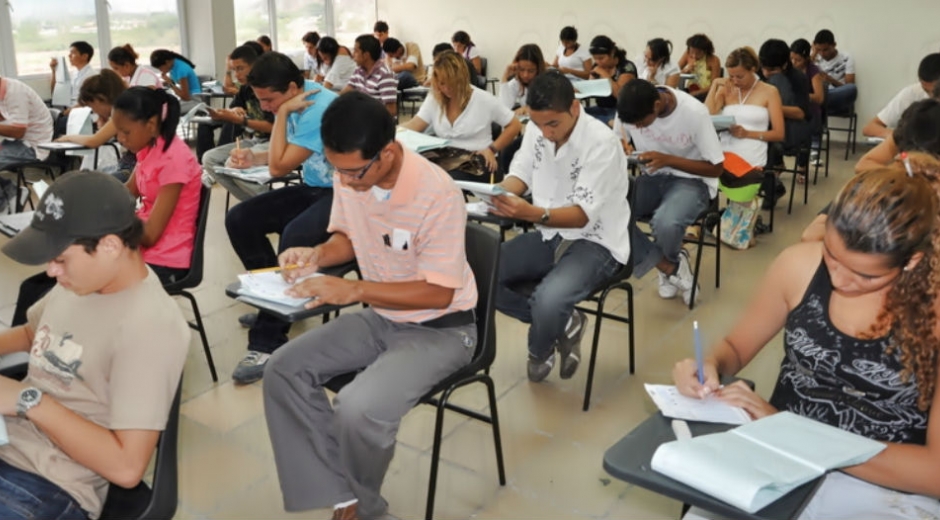 Miles de jóvenes se presentan cada semestre a la admisión de los programas de la Universidad del Magdalena.