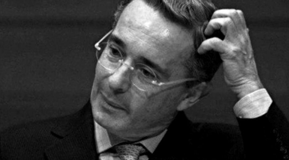 Álvaro Uribe Vélez.