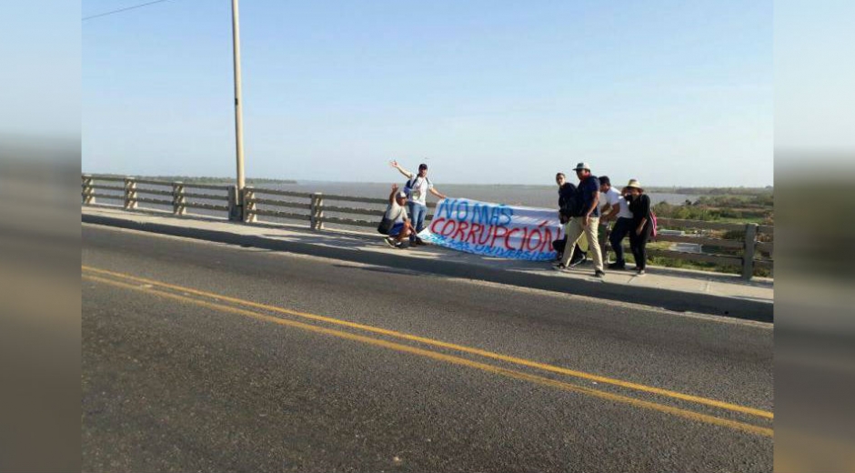 Estudiantes barranquillero partieron rumbo a la Plaza de Bolívar en Bogotá.