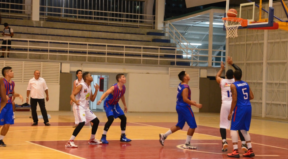 Samarios Basketball hizo respetar la casa en sus dos juegos.