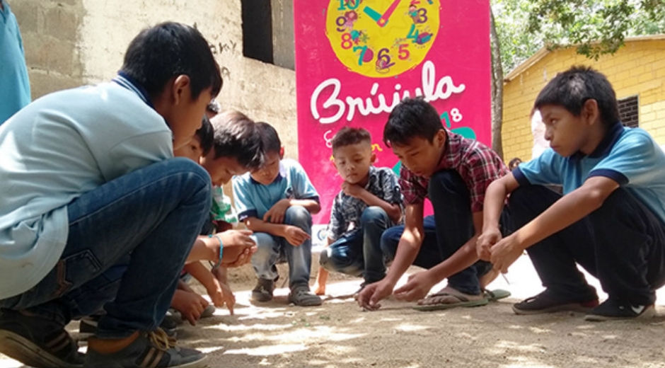Niños indígenas de la comunidad Ette Ennaka del resguardo Nara Kajmanta.