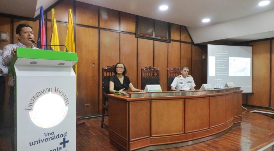 El rector Pablo Vera y la viceministra Natalia Ruiz en Unimagdalena