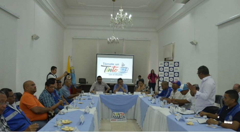 En total son 35 mototaxistas de diferentes asociaciones que dieron inicio al curso de Refrigeración Industrial que se lidera desde la Secretaría de Movilidad.