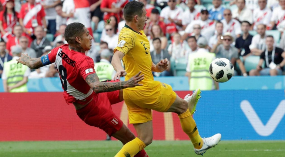Acción del gol de Paolo Guerrero. 