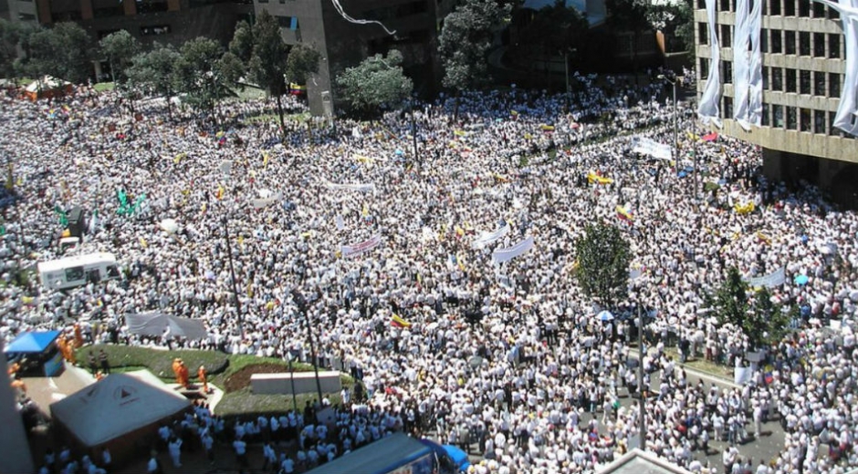 Hace una década, un millón de colombianos salieron a las calles a protestar contra los actos terroristas de las Farc.