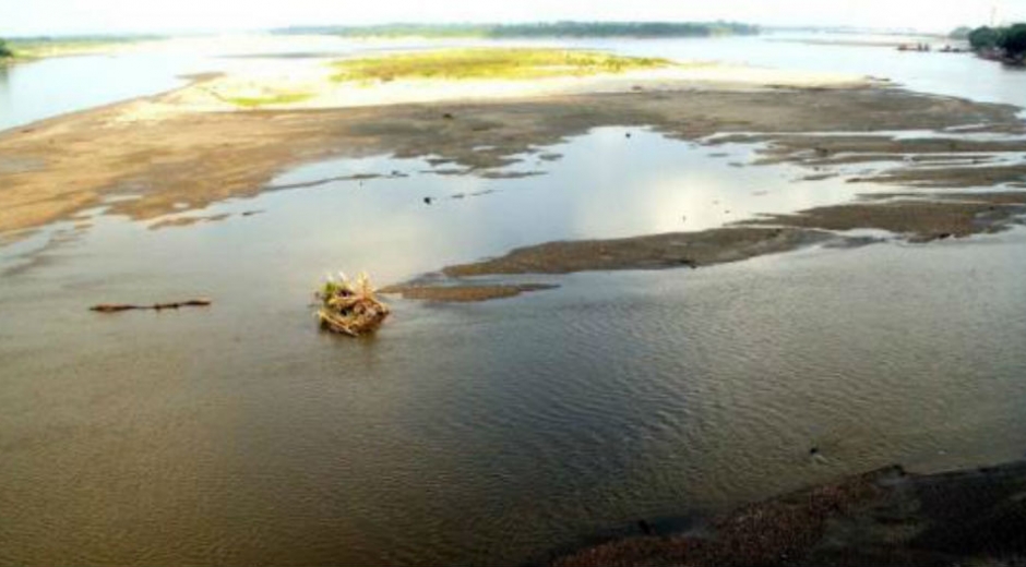 Dramatico nivel de agua en el Río Magdalena