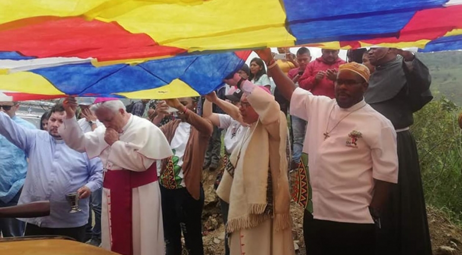 Caravana en el Cauca.