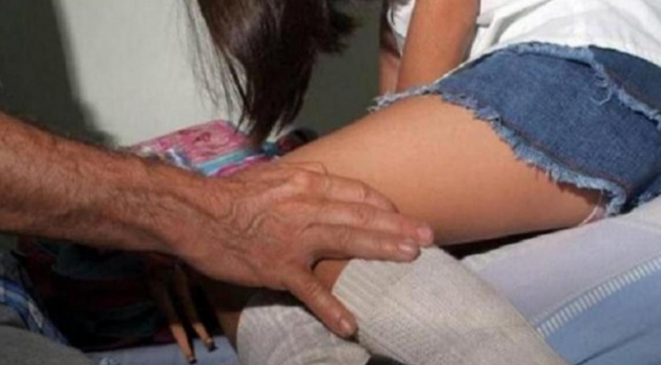 El hombre habría tocado y abusado de su propia hija. Imagen de ilustración