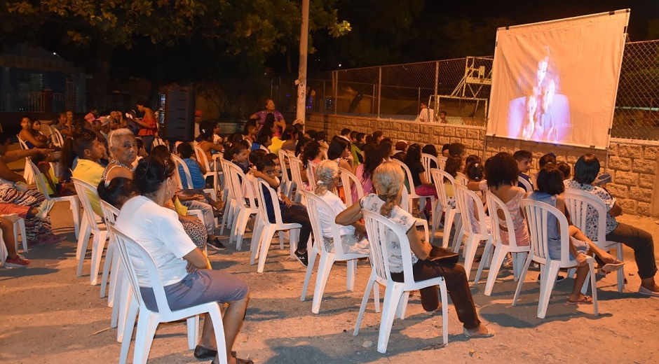 Cine al Barrio