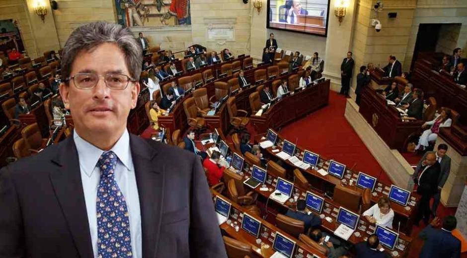 Alberto Carrasquilla, ministro de Hacienda, agradeció la aprobación de la Ley de Crecimiento.