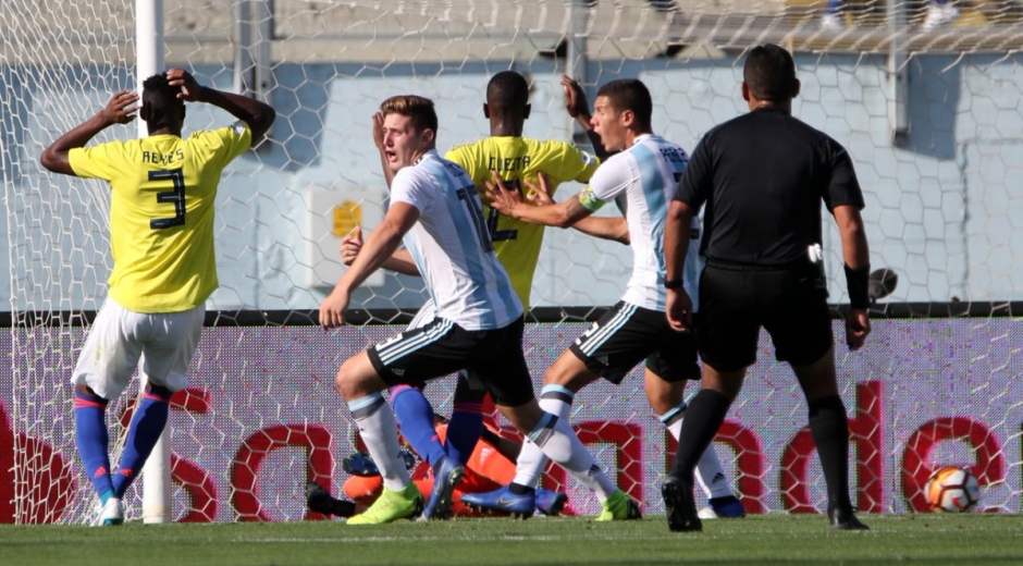 @SuramericanoChilesub20 Colombia sigue sin convencer, esta vez Argentina fue su verdugo.