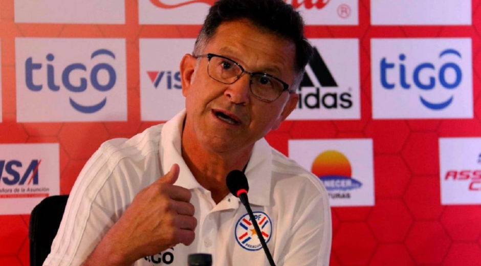 El técnico colombiano no enfrentó ningún torneo internacional con la 'Albirroja' , solo dirigió cotejos amistosos.