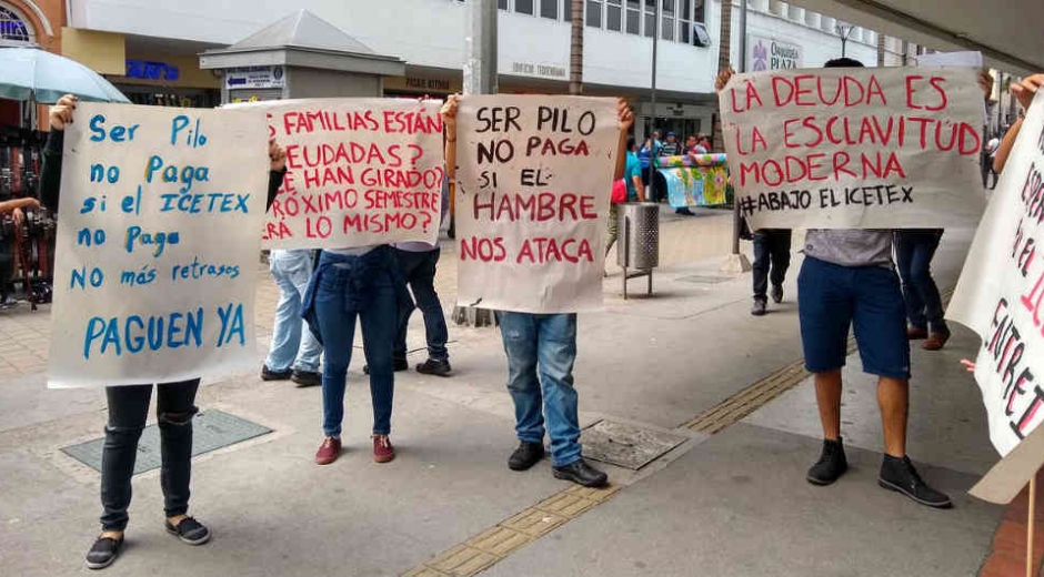 Estudiantes del Programa 'Ser Pilo Paga' reclaman su cuota de sostenimiento