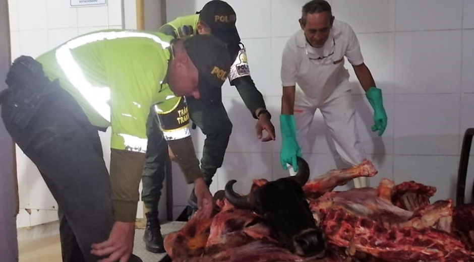 Carne incautada en la Ye de Ciénaga.