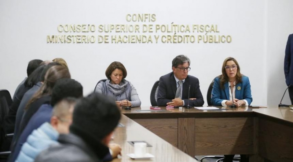 Debate sobre el destino de Electricaribe