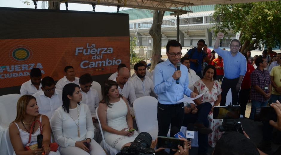 Carlos Caicedo y el gabinete popular de Fuerza Ciudadana. 