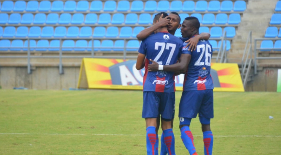 Unión Magdalena en el partido ante Real San Andres.