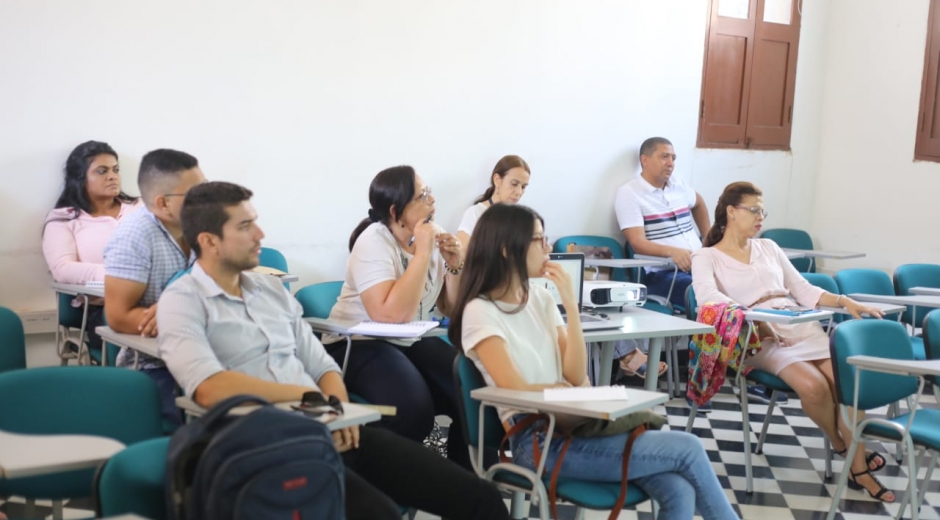 Este evento tuvo como objetivo capacitar a funcionarios de la Gobernación en temas de asociación público privada.