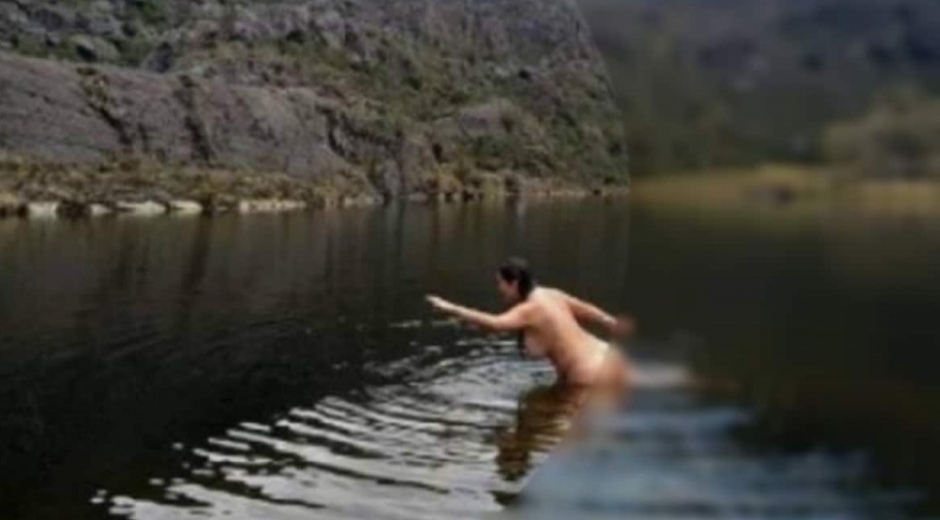 Instagram Mujer se baña desnuda en Páramo de Santurbán