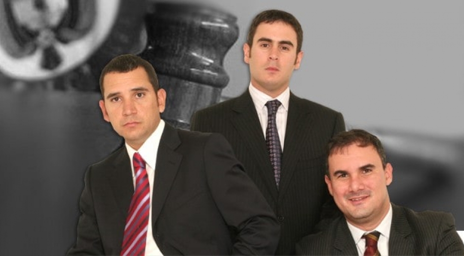 Primos nule.
