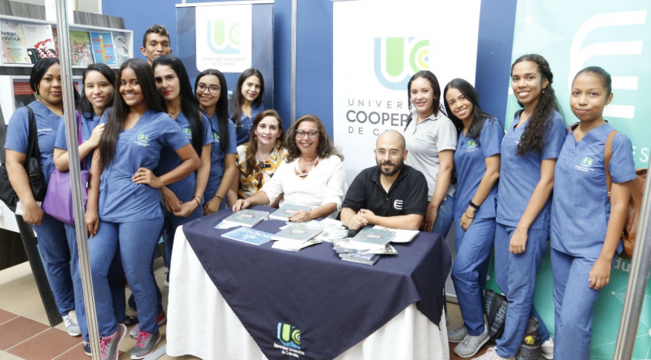 UCC Participación de la UCC en la Feria del Libro de Santa Marta.